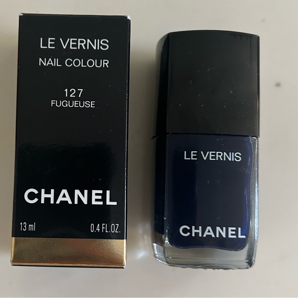 CHANEL LONGWEAR NAIL COLOR